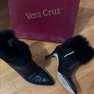 Vera Cruz 8 1/2 Black Fur-Trimmed Heeled Boots